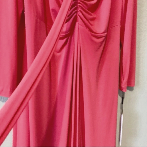 New Calvin Klein Coral Gown NWT - Picture 6 of 9